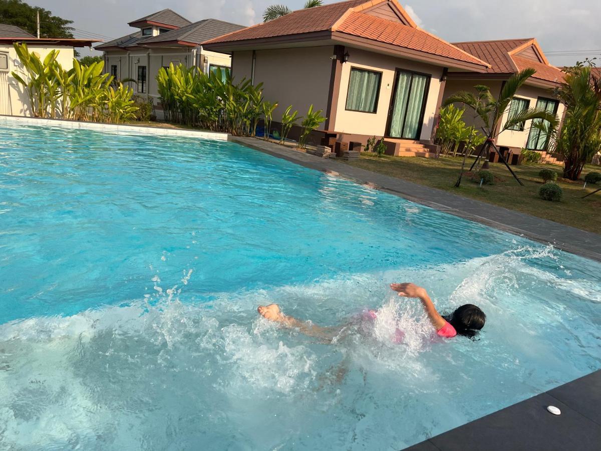 Tinna Resort Ban Nong Mai Ngam Eksteriør billede