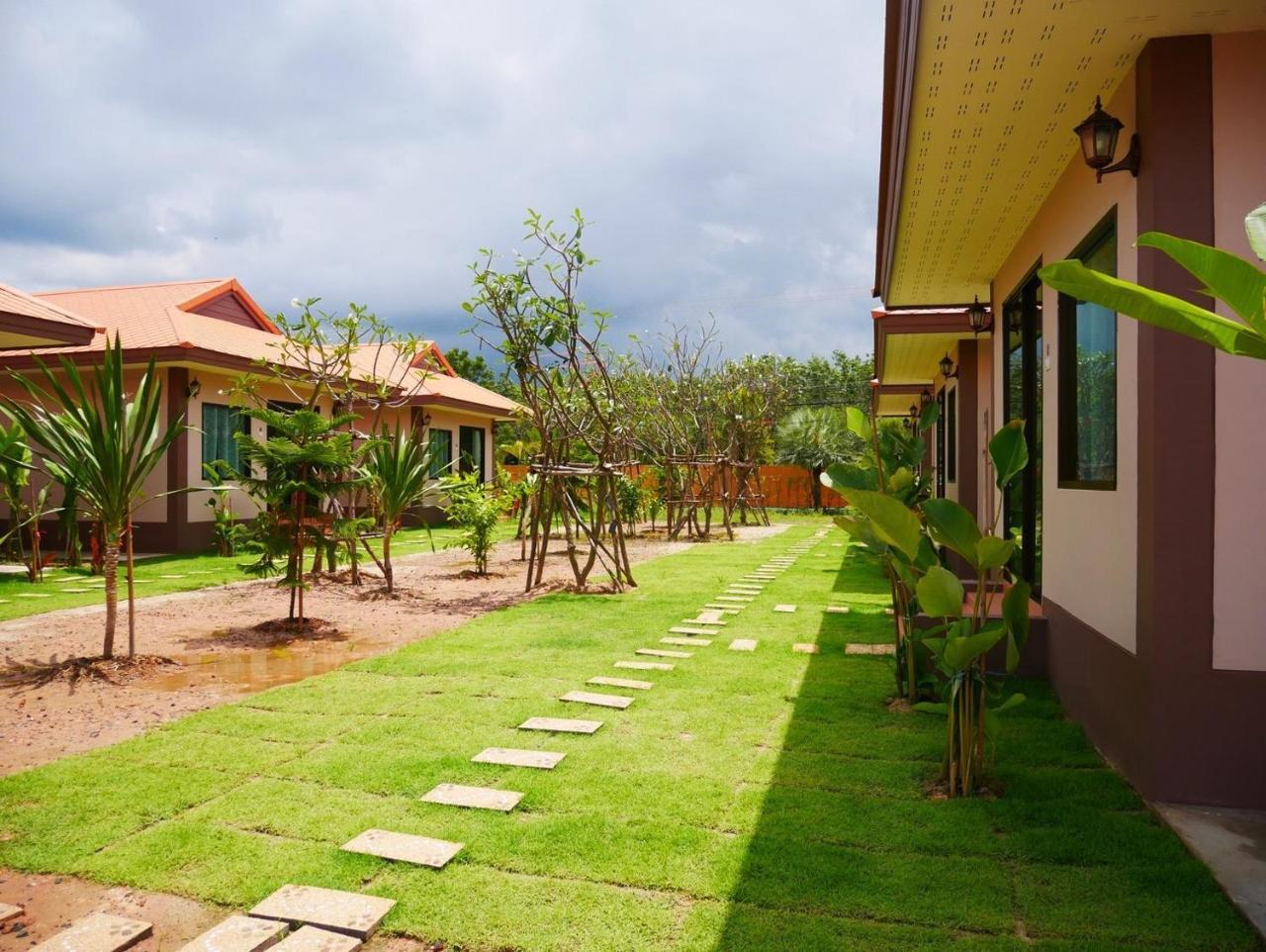 Tinna Resort Ban Nong Mai Ngam Eksteriør billede